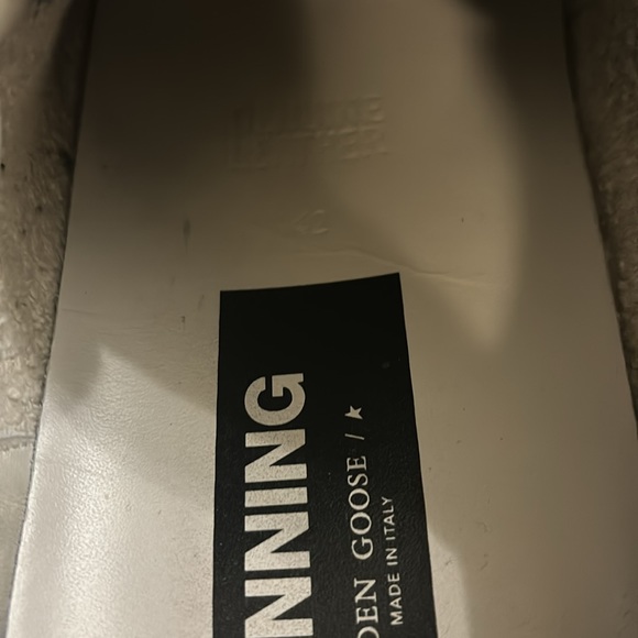 Golden Goose Deluxe Brand (GGDB) ballstar size 42 w/ bag - Picture 5 of 7